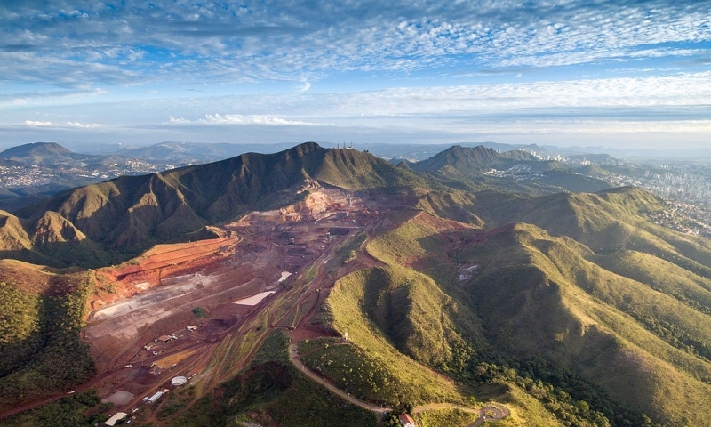 Panorama sobre o projeto de mineração na Serra do Curral